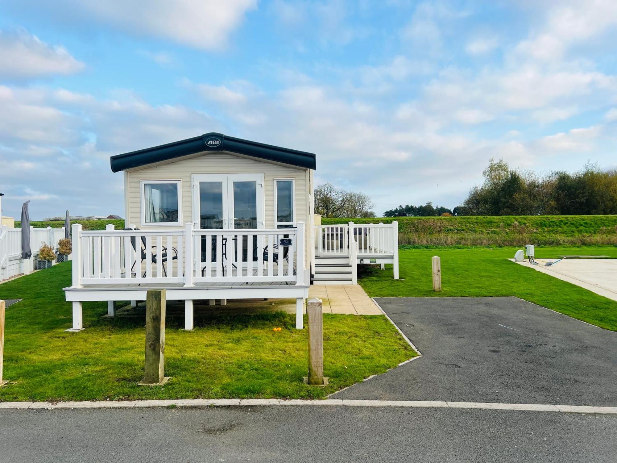 The Pastures Holiday Lodge Tattershall Exterior foto